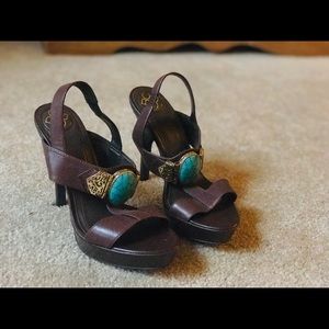 BCBG brown heel with turquoise, gold accent
